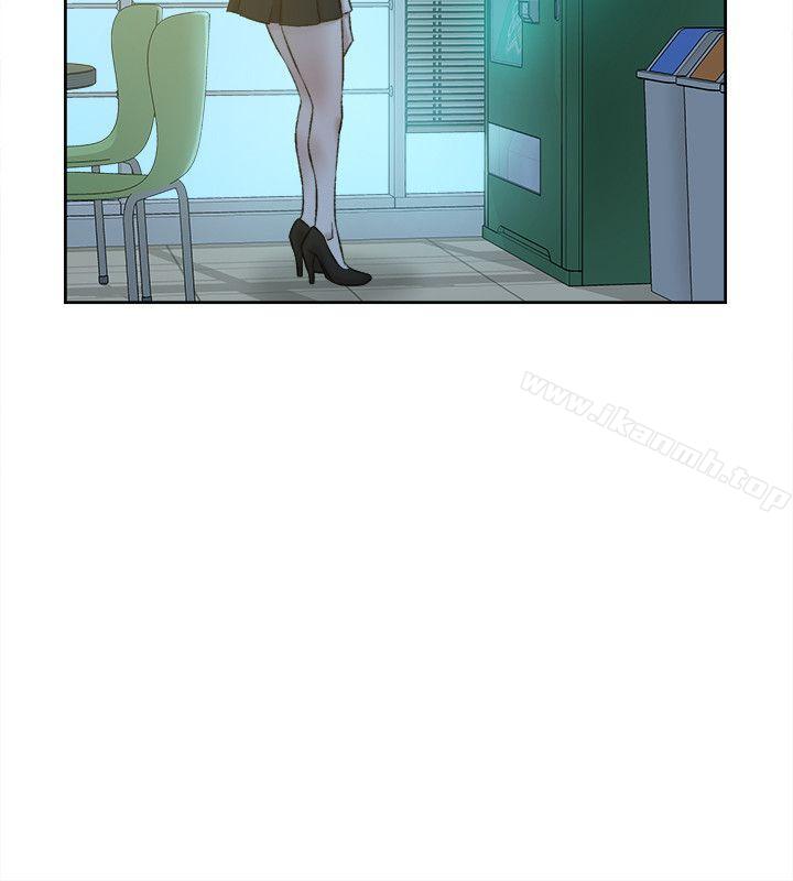 《她的高跟鞋(无删减)》漫画 第92話-半夜的公司休息室內…