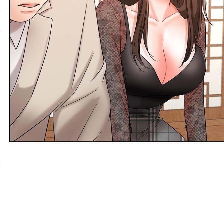 《業績女王》漫画 第17話-用豐滿的胸部求來的原諒