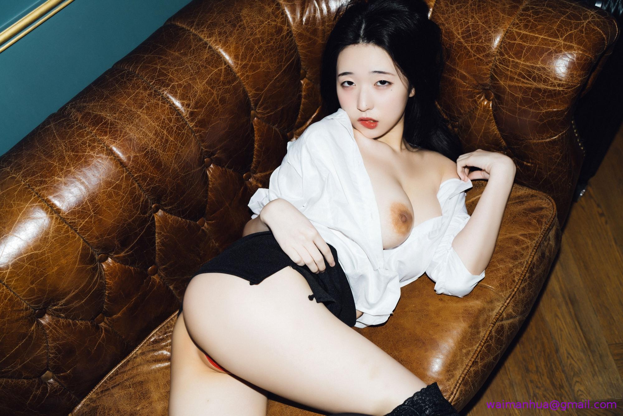《YeonWoo韩国大奶妹》漫画 第19章