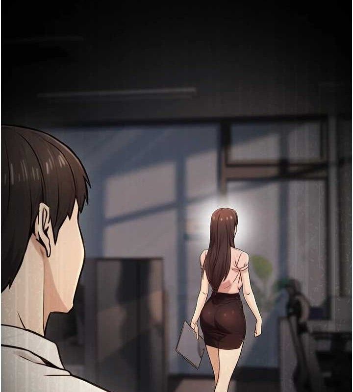 《公務員的桃色副業》漫画 第17話-調教傲慢女的SM大法