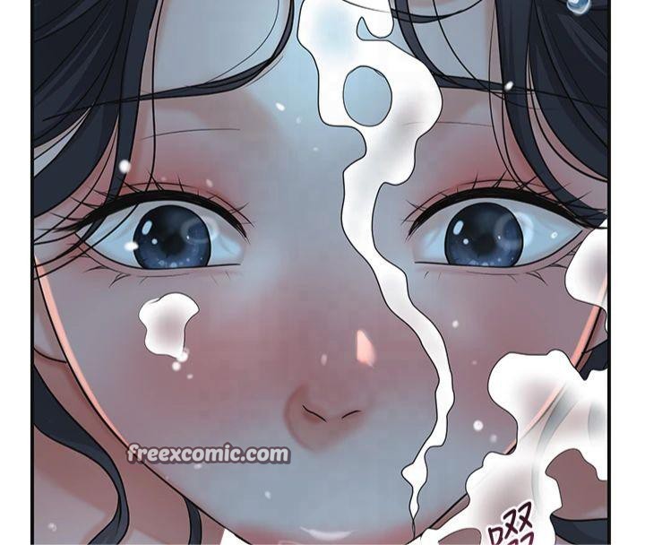 《花容濕色:取花點》漫画 第32話-在水中激情抽插