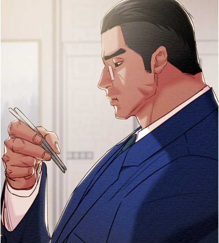 《掠奪行動》漫画 第74話-在兒子面前被操到高潮