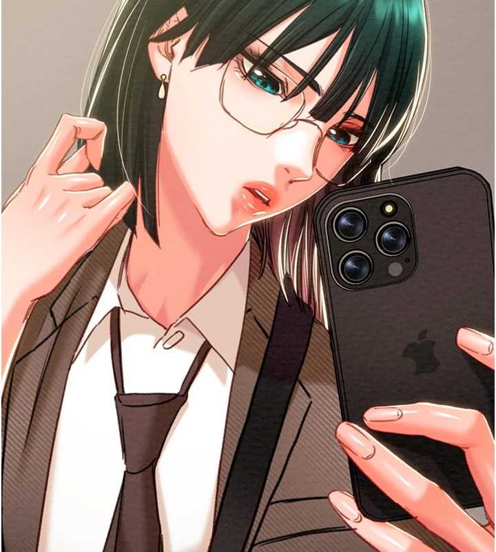 《掠奪行動》漫画 第82話-議員最能幹的女秘書