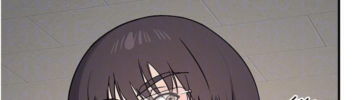 《羞恥課堂》漫画 第7話-在保健室幫學生尻的老師