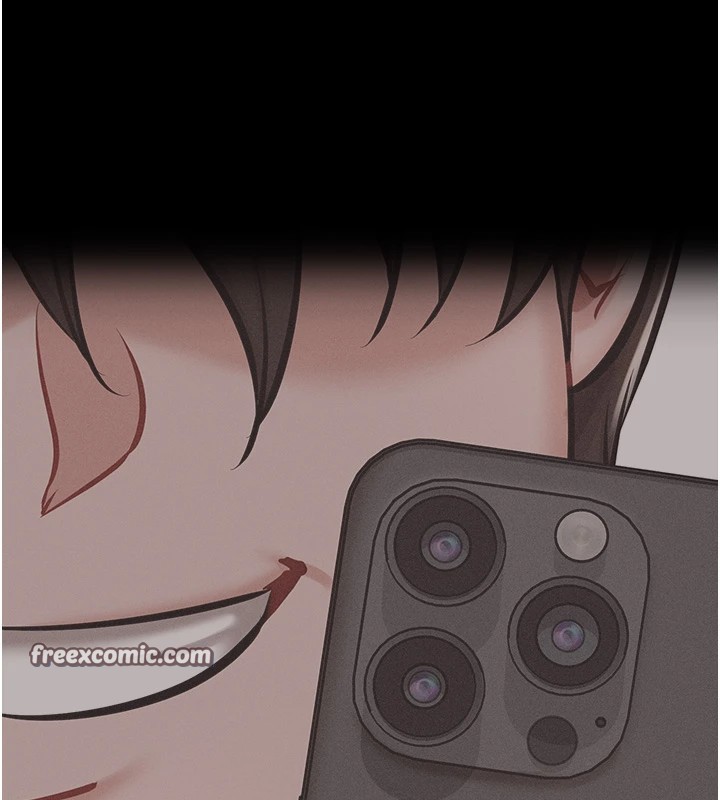 《選手村:母豬調教》漫画 第3話-把妳的小穴幹到鬆掉!
