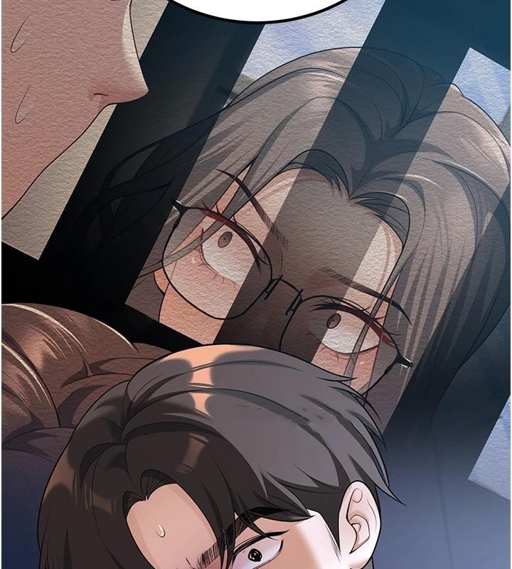 《已婚學生想壞壞》漫画 第18話-走廊上玩母狗play