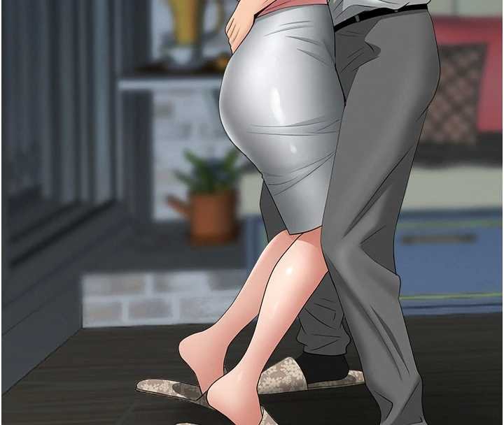 《罪愛人妻》漫画 第12話-老公在旁邊也忍不住